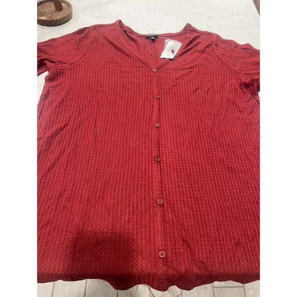 torrid Tops - NWT Button down top Torrid 2